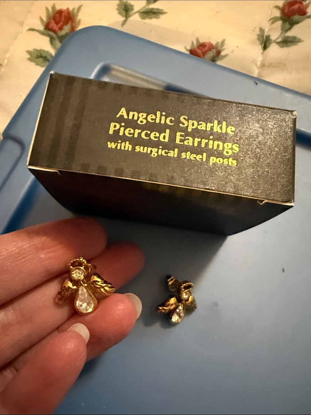 Avon Angelic Sparkle Gold Angel Crystal Pierced Earrings